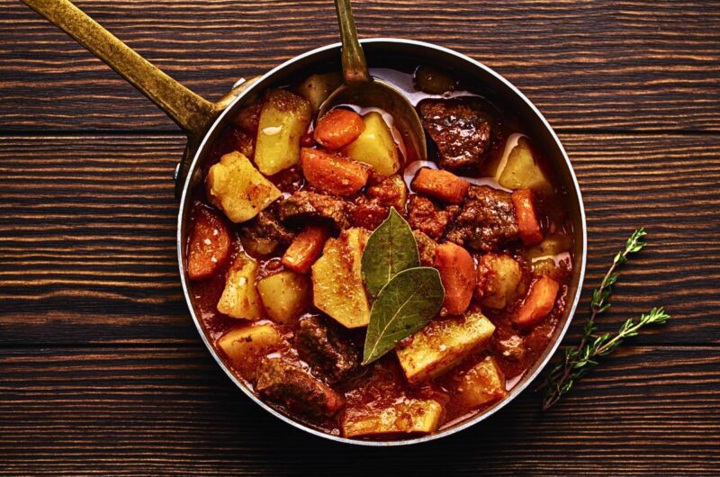 Receita de Carne de Panela com Batatas