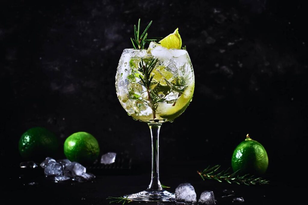 Um Brinde Especial à Saúde com o Mocktail de Maçã Verde e Água Tônica!