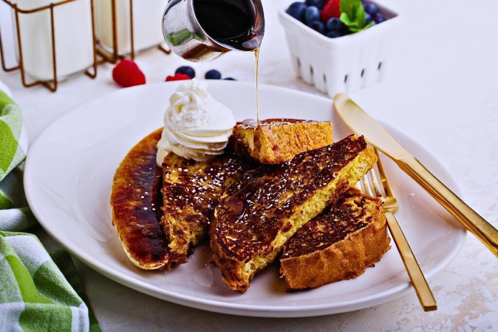 Surpreenda-se com o Sabor Inigualável das Rabanadas com Calda de Caramelo!