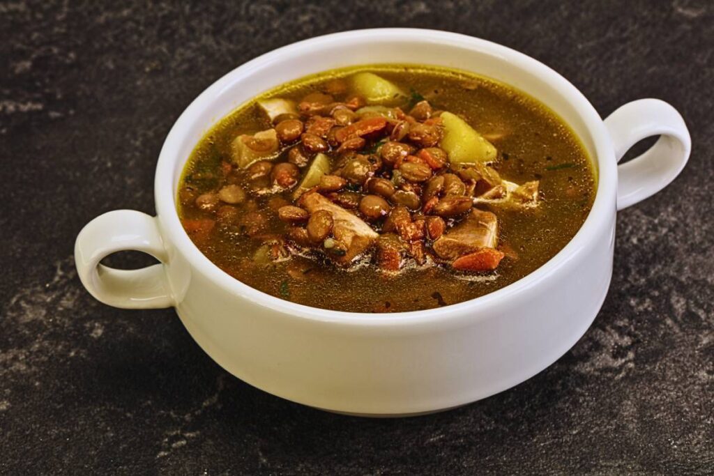 Descubra o Poder Nutritivo da Sopa de Lentilhas com Vegetais! Com toda a certeza, você vai amar!