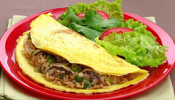 Quase ninguém conhece esse segredo! Faça assim da próxima vez, esse omelete com arroz diferente! 