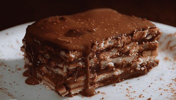 Delicioso Pavê de chocolate, receita rápida e fácil de fazer! Venha Conferir! 