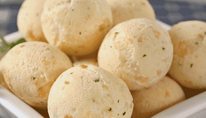 Pão de Queijo com Ervas, Perfeito com Café! Confira!