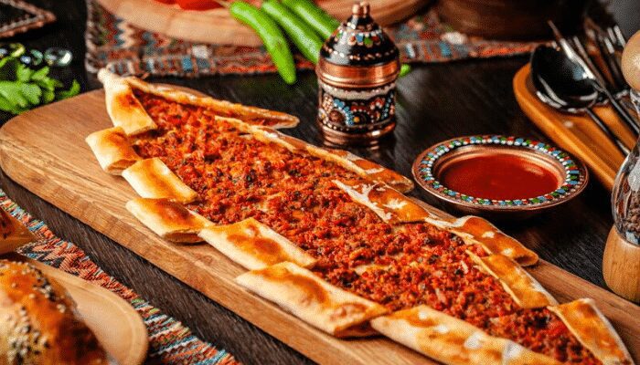 Essa Pizza árabe, É sensacional! Além de muito fácil e rápida de fazer! Prove Hoje!