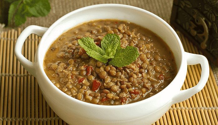 Descubra o passo a passo dessa fantástica Sopa de lentilhas! Você vai se surpreender! Confira!