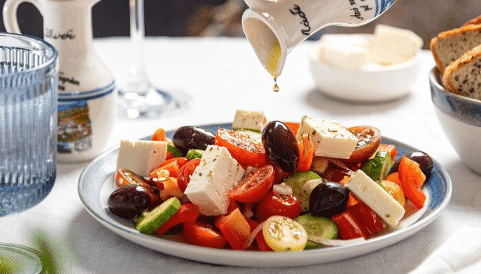 Você vai se apaixonar por esse saborosa salada mediterrânea! É uma delícia! Venha Conferir!
