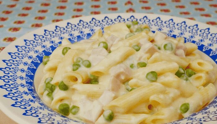 Prepare hoje essa fantástica receita de macarrão parisiense! Venha conferir!