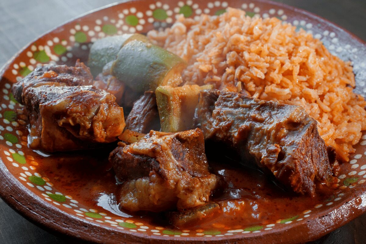 Saboroso Arroz com costelinha! Faça agora!