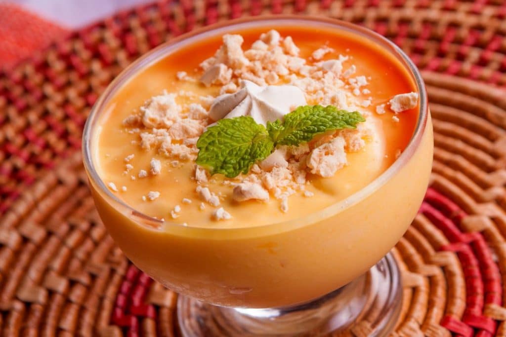 Simples e fácil de fazer, confira essa receita de Creme de papaia com extrato de soja! Você vai amar!