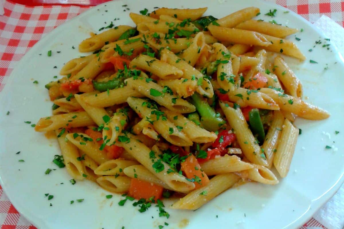Delicie-se com esse Macarrão com legumes! 1 Delicie-se com esse Macarrão com legumes!