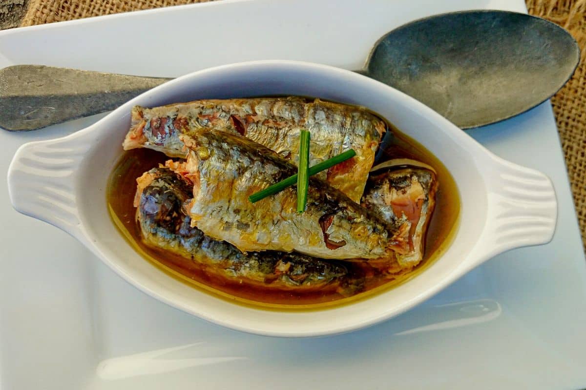 Sardinha em conserva, muito fácil de fazer!