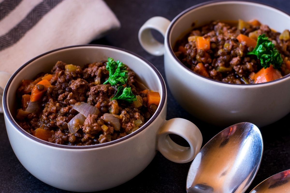 Saborosa Carne Moída com Legumes e Arroz! Confira!