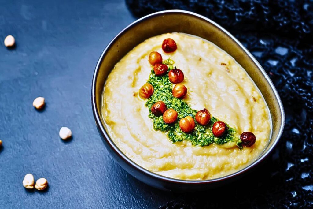 Deliciosa Sopa de Couve-Flor Assada. É uma opção leve, saudável e perfeita para qualquer estação.