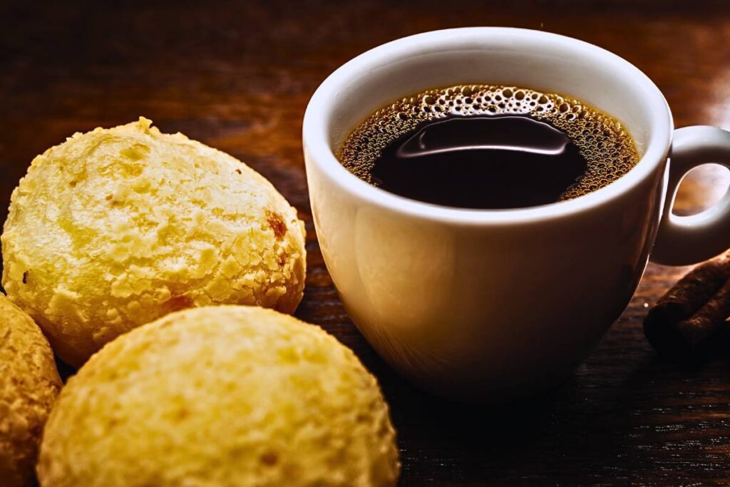 Prepare-se para uma explosão de sabores em forma de pão de queijo!