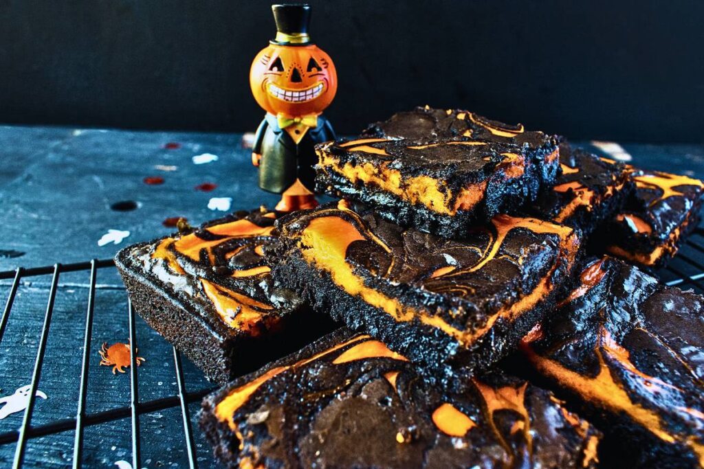 Brownie de Halloween, um doce de arrepiar! Uma receita deliciosa e muito fácil de fazer! Venha conferir!