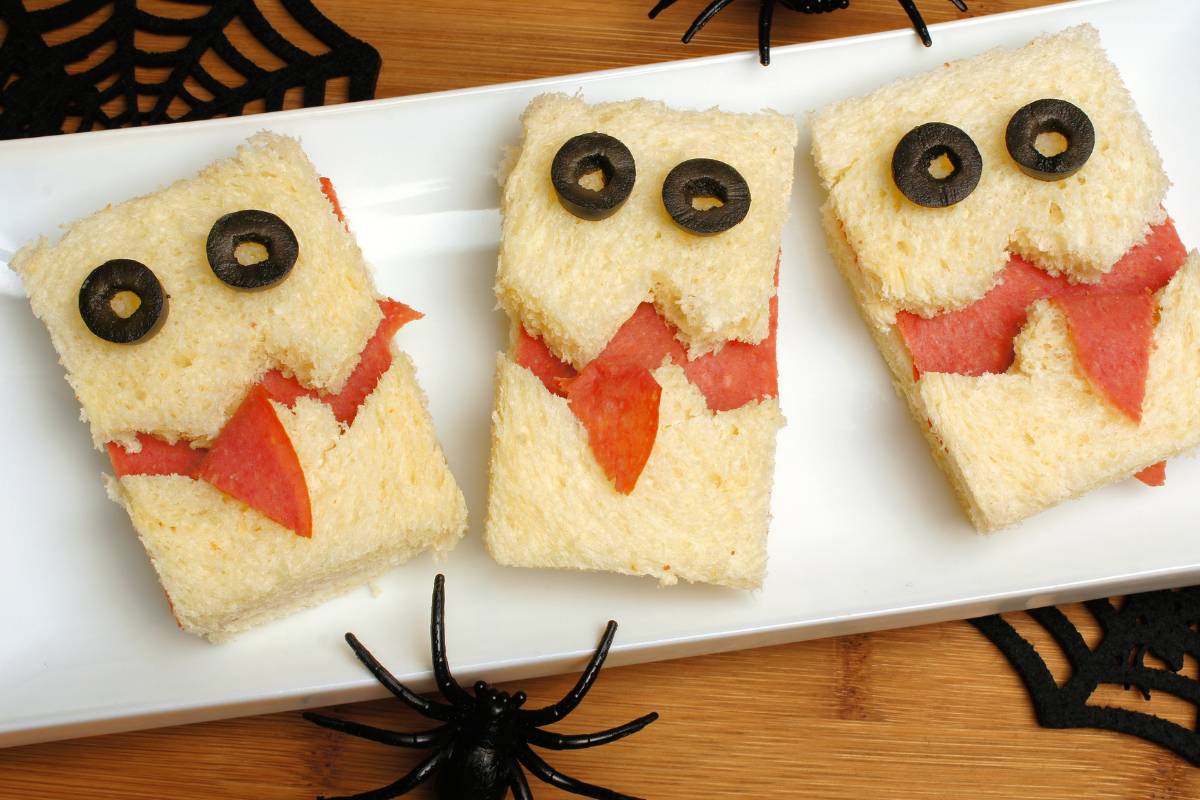 Prepare Sanduíche Monstrinhos Incríveis para o Halloween!