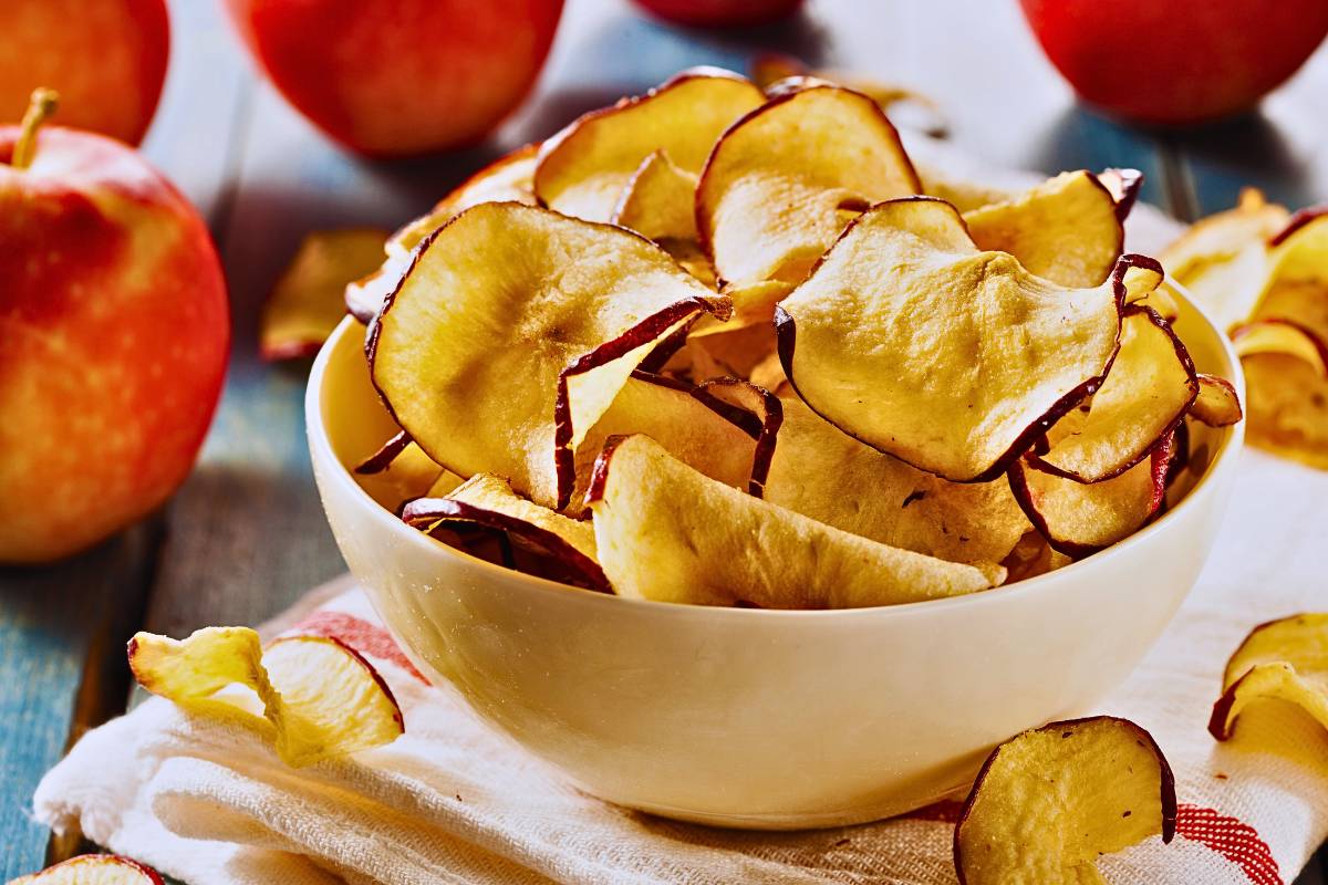 Chips de Maçã na AirFryer: Lanche Saudável e Saboroso!