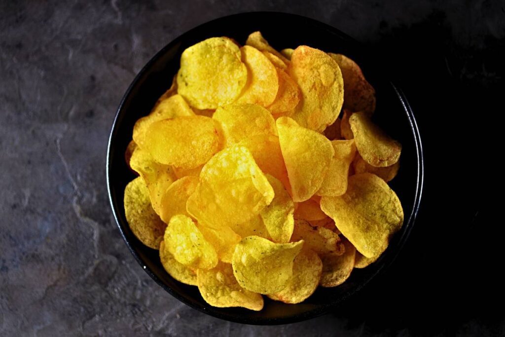 Se você está procurando um petisco rápido e saboroso, a nossa receita de Batata Chips na AirFryer é perfeita para você. Confira!