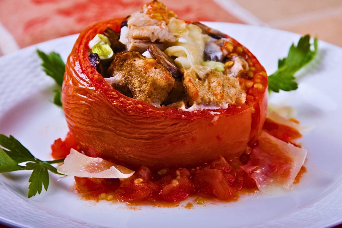 Tomate Recheado Assado na AirFryer: Simplicidade Deliciosa!