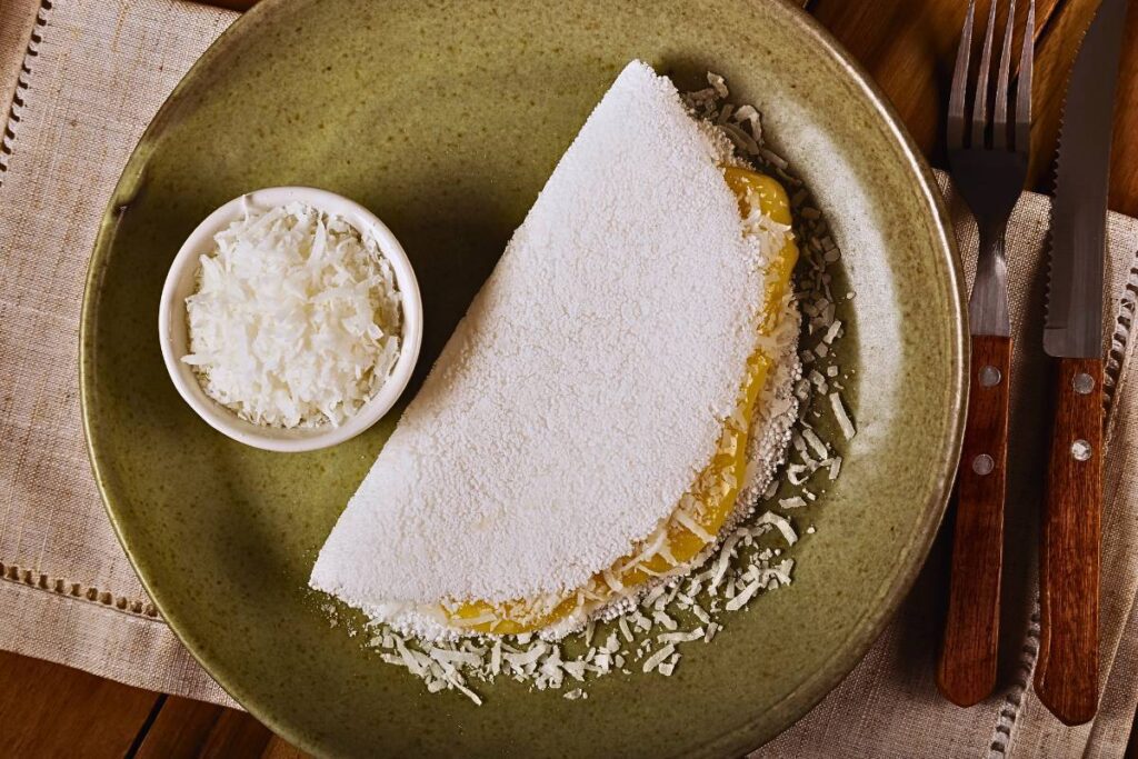 Explosão de Sabores! Tapioca com Coco e Queijo Minas, uma delícia de dar água na boca!