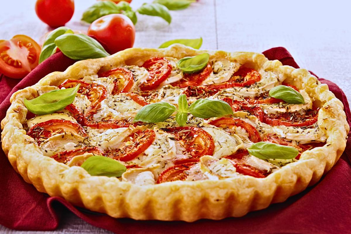 Sabor e Aroma: Tarte de Tomate e Manjericão Irresistível!