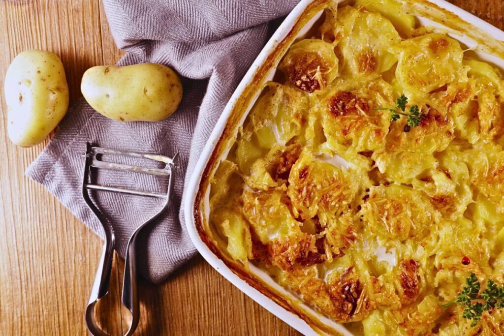 Descubra o Sabor Que Conquista: Um Gratinado de Batata e Queijo Perfeito!