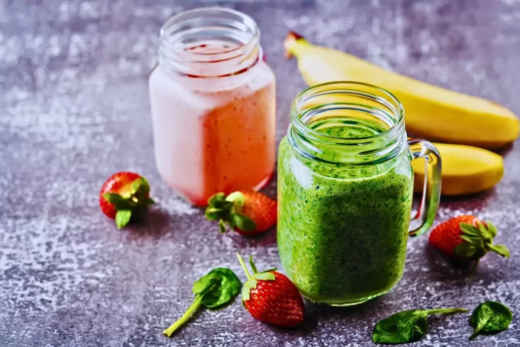 Prepare-se para uma explosão de sabor e energia com nosso delicioso Smoothie de Banana e Morango com Espinafre. Você vai amar!