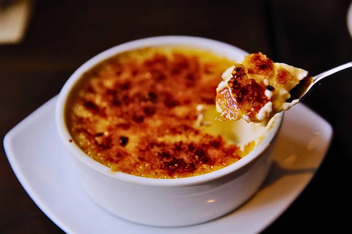 Creme Brûlée de Milho: Uma Explosão de Sabores Únicos em Cada Colherada!