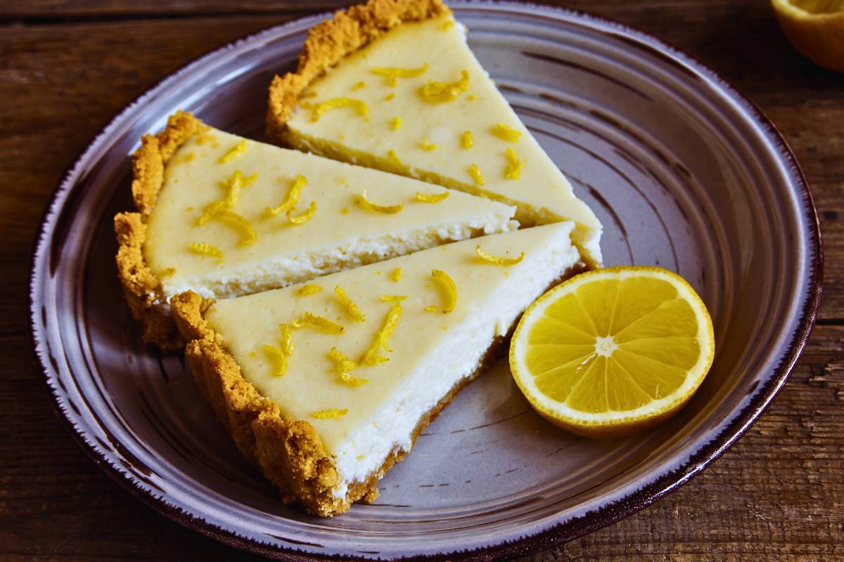 Experimente um Toque Refrescante e Saudável com o Cheesecake de Limão Fit!