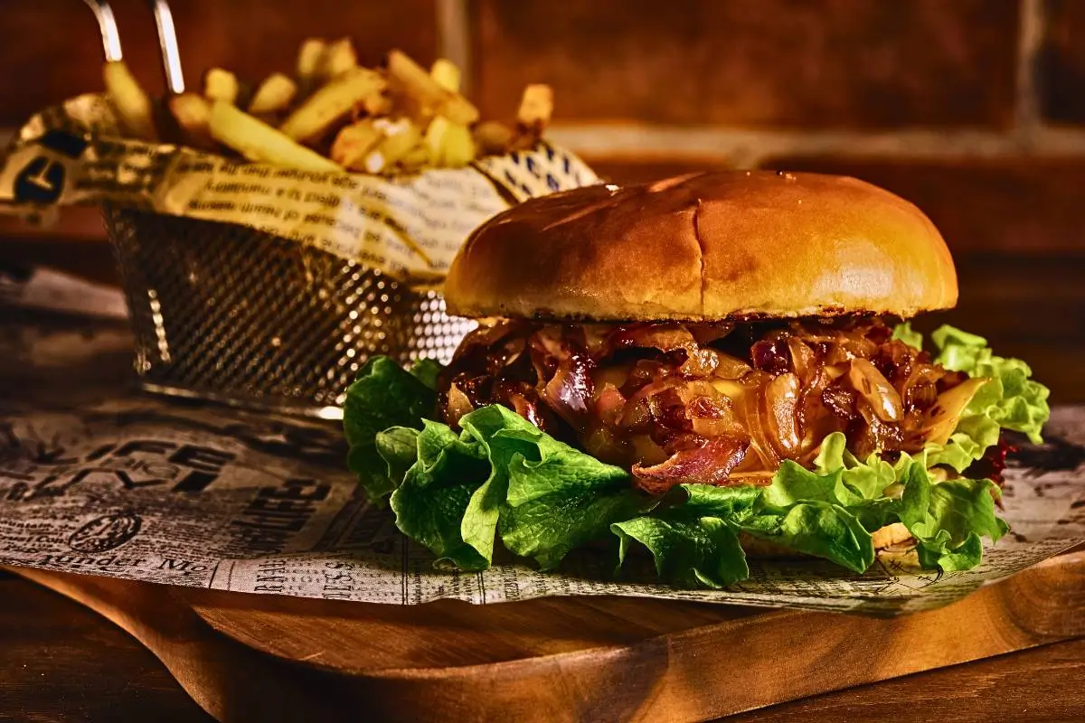 Cebola Caramelizada para Hambúrguer: O Toque Gourmet que Faltava!