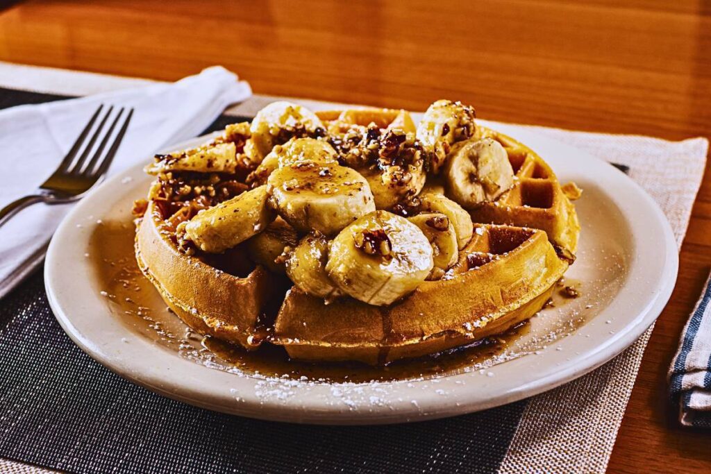 Descubra o Sabor Surpreendente do Waffle de Banana Fit: Fácil, Rápido e Delicioso!