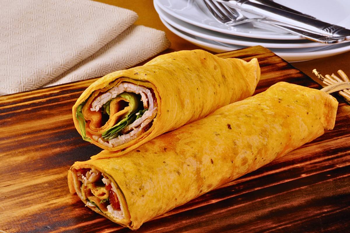 Saboreie a Perfeição: Wrap de Peru e Queijo para o Dia a Dia!