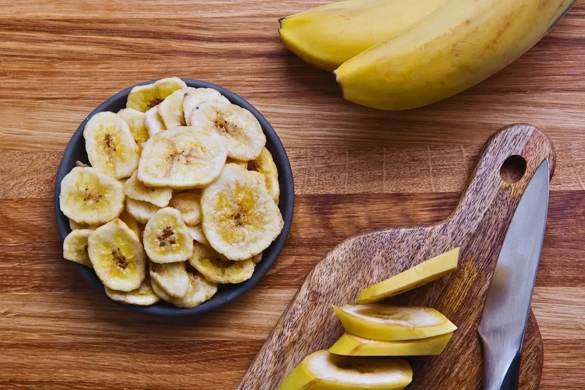 Saboreie Cada Momento com Chips de Banana Doce Irresistíveis!