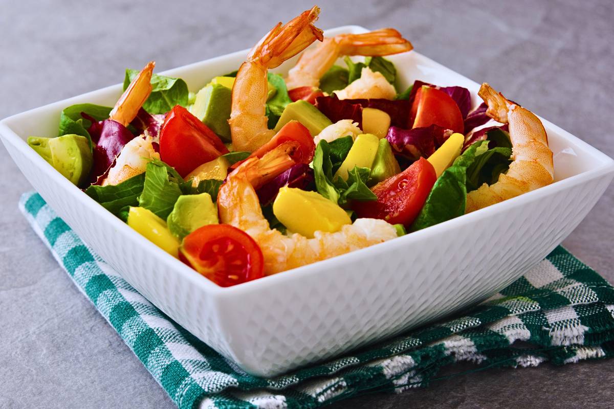Descubra a Salada Tropical de Manga e Camarão! Fantástica! 1 Descubra a Salada Tropical de Manga e Camarão! Fantástica!