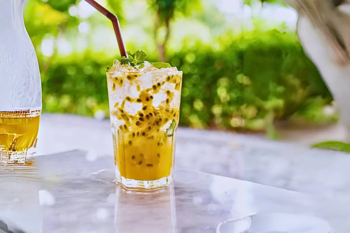 Delicie-se com a Inesquecível Soda Italiana Passion Fruit and Lemon!