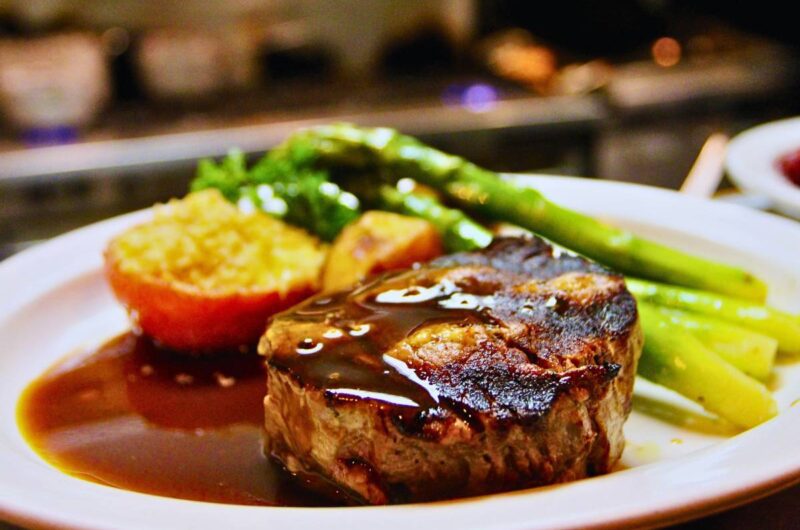 Receita de Bife de Lombo de Cowboy ao Molho Barbecue