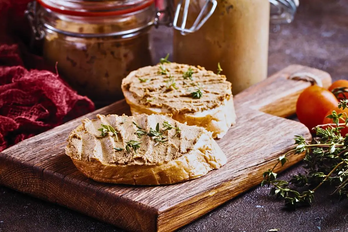 Patê de Frango Saudável: Sabor e Nutrição em Cada Colherada!