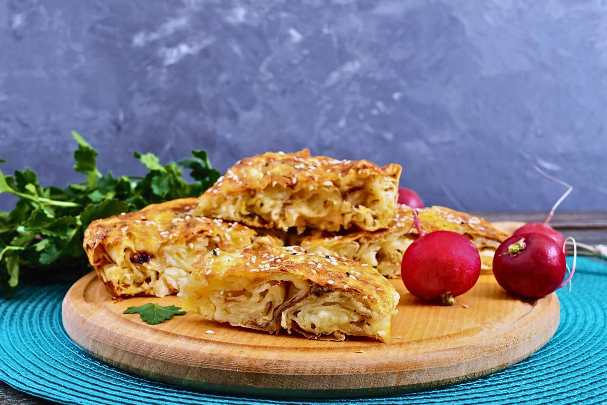 Delícia Portuguesa! Torta de Bacalhau em Massa Folhada!