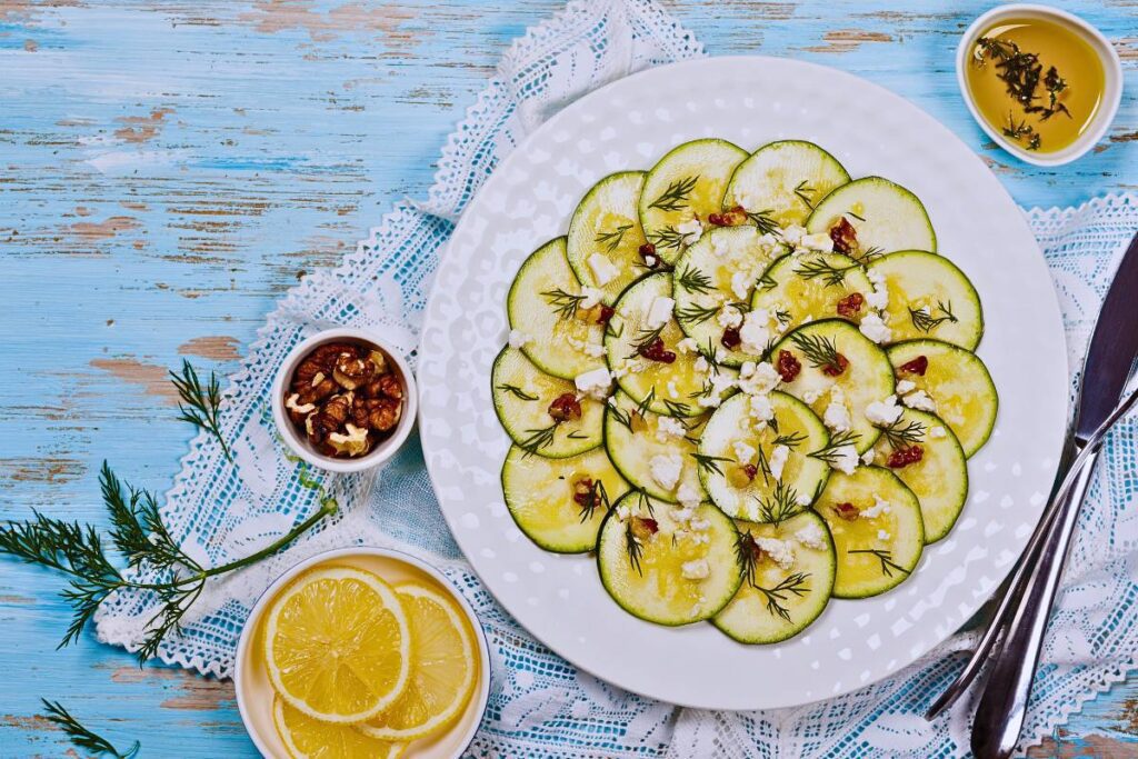 Leveza e Sabor: Descubra o Carpaccio de Abobrinha com Parmesão